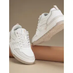 Red Tape Women's Slam Dunk Classics White Casual Sneakers