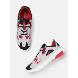 Reebok Men Clolourblocked Hound Running Shoes