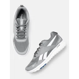 Reebok Men JETBLAST SONIX M Sports Shoes