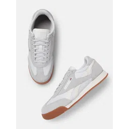 Reebok Unisex Campio XT Sneakers