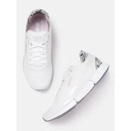 Reebok Women White Woven Design Daily Fit 2.0 Walking Shoes