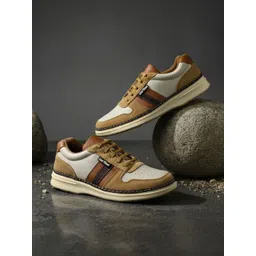 Relicoclub house Men Colourblocked Leather Sneakers