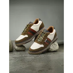 Relicoclub house Men Colourblocked Leather Sneakers
