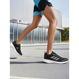 Restound M Running Shoes For Men