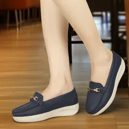 Rich Quality|Comfortable|Ultra Lightweight|Perfect Style Loafers For Women