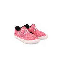 RICHALE Women Slip-On Sneakers