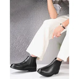 Roadster Men Black High-Top Solid Synthetic Leather Pointed Toe Chelsea Boots