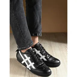 Roadster Men Black Lace-Ups Striped Sneakers