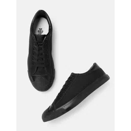 Roadster Men Black Solid Canvas Sneakers