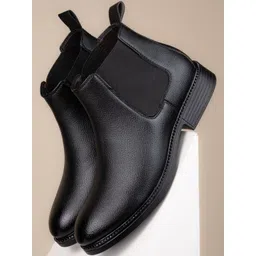 Roadster Men Black Solid Casual Slip-On Chelsea Boots