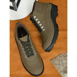 Roadster Men Mid-Top Regular Boots