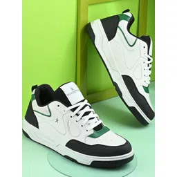 Roadster Men Sneakers