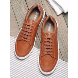 Roadster Men Solid Lace-Up Casual Sneakers