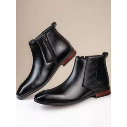 Roadster Men Synthetic Black Chelsea Boots