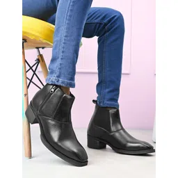 Roadster Men Synthetic Leather Chelsea Boots