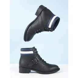 Roadster Women Black-Blue Solid Lace-Up With Belt Flatform Winter Boots