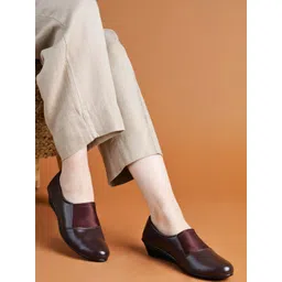 Roadster Women Black Solid Synthetic Leather Slip-On Casual Shoes