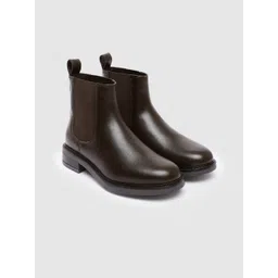 Roadster Women Chelsea Boots