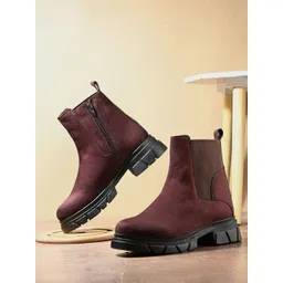 Roadster Women Chelsea Boots