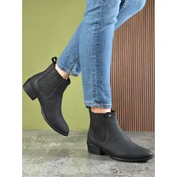 Roadster Women Leather Casual Chelsea Boots