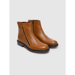 Roadster Women Regular Boots