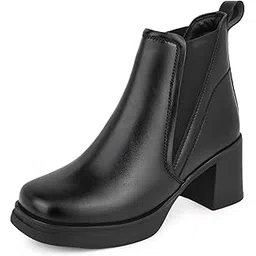 Roadster Women Slip-On Chelsea Boots