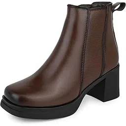 Roadster Women Square toe Chelsea Boots