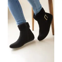 Rocia by Regal Women's Black Snow Boots