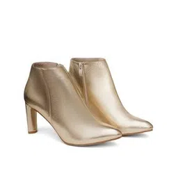 Round-Toe Boot with Side Zip