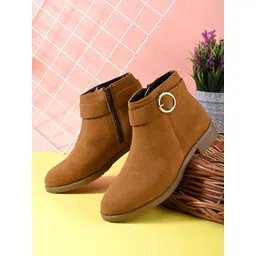 Round Toe Buckled Comfortable Lightweight Slipon Boots For Women