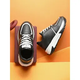 Rowlans Women Lightweight Colourblocked Sneakers