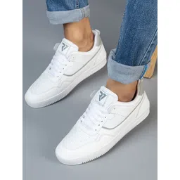 RUN SEVEN Men PU Sneakers