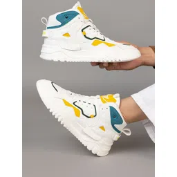 RUN SEVEN Men PU Sneakers