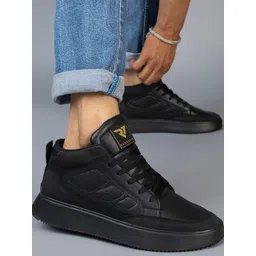 RUN SEVEN Men Textured PU High-Top Sneakers