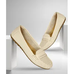 Saanvishubh Latest & Comfortable Casual Loafer for Girls and Women Loafers For Women