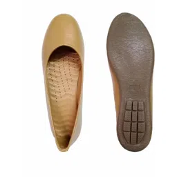 saanvishubh Women Slip-On Sneakers