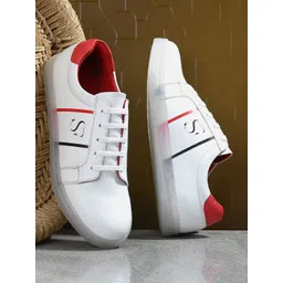 San Frissco Men White Casual Sneakers