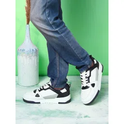 San Frissco Men's White Casual Sneakers