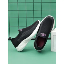 SCHOOZI Women Mesh Running Non-Marking Shoes