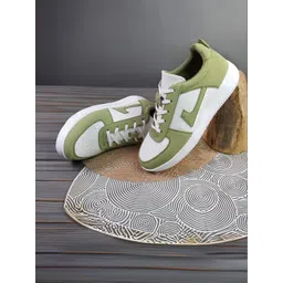 Scott Haiell Men Colourblocked Sneakers