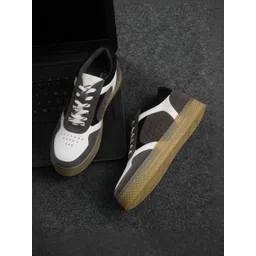 Scott Haiell Women Sneakers