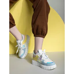 Shezone Women Colourblocked Lightweight Padded Insole Contrast Sole Sneakers