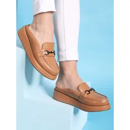 Shezone Women Textured Slip-On Sneakers