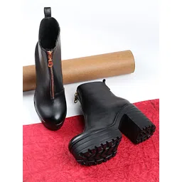 Shoetopia Black Block Heeled Boots