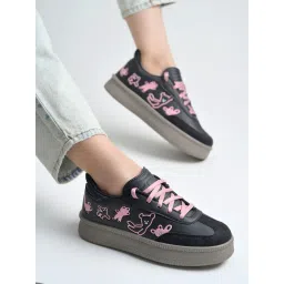Shoetopia Women Pink Sneakers