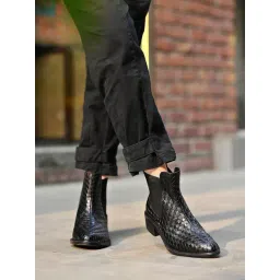 Shoetopia Women's Black Chelsea Boots