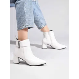 SHUZ TOUCH Women Buckle Detail Block Heel Boots