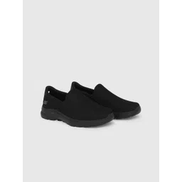 Skechers Men Go Walk 6 - Anaglyph Walking Sneakers