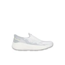 Skechers Men's GO RUN NOW - BRIAR White SLIP INS Running Shoes