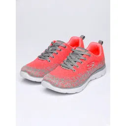 Skechers Women SUMMITS Sneakers